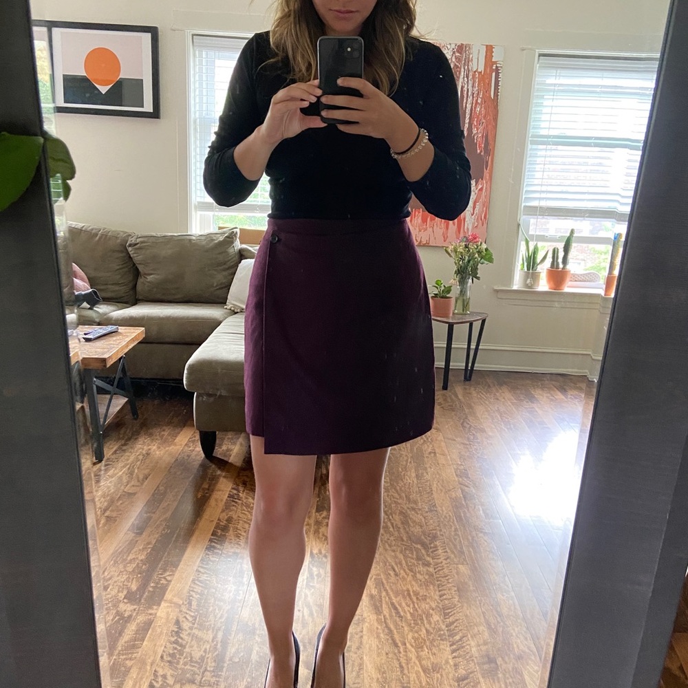 Banana Republic maroon “wrap” skirt